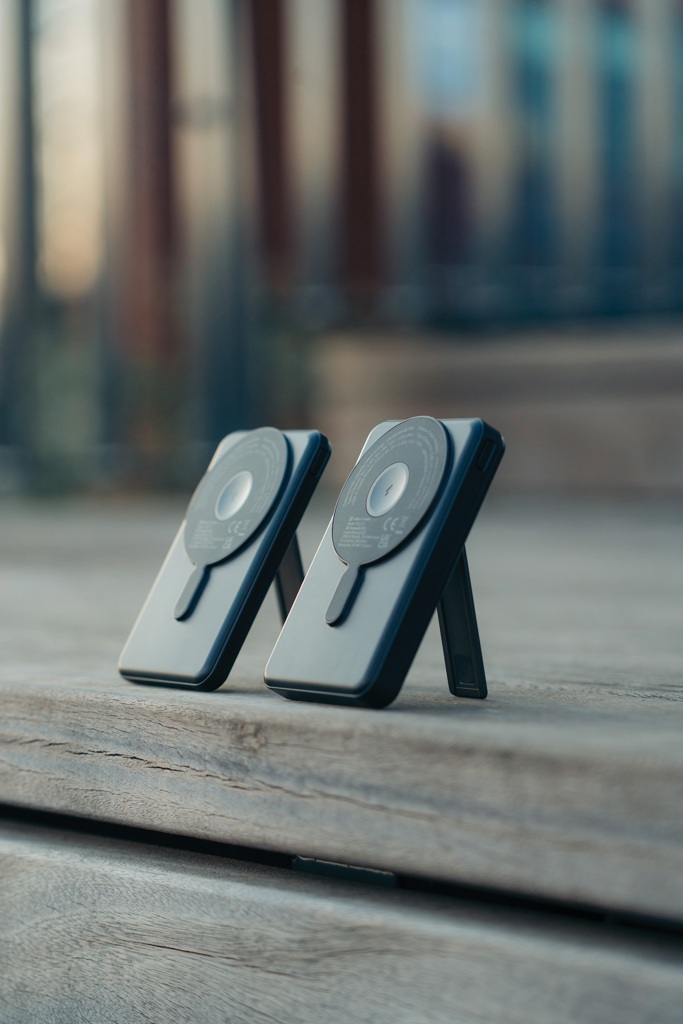 Urban Vitamin Redwood 5-in-1 5.000mAh 20W PD magn. Powerbank