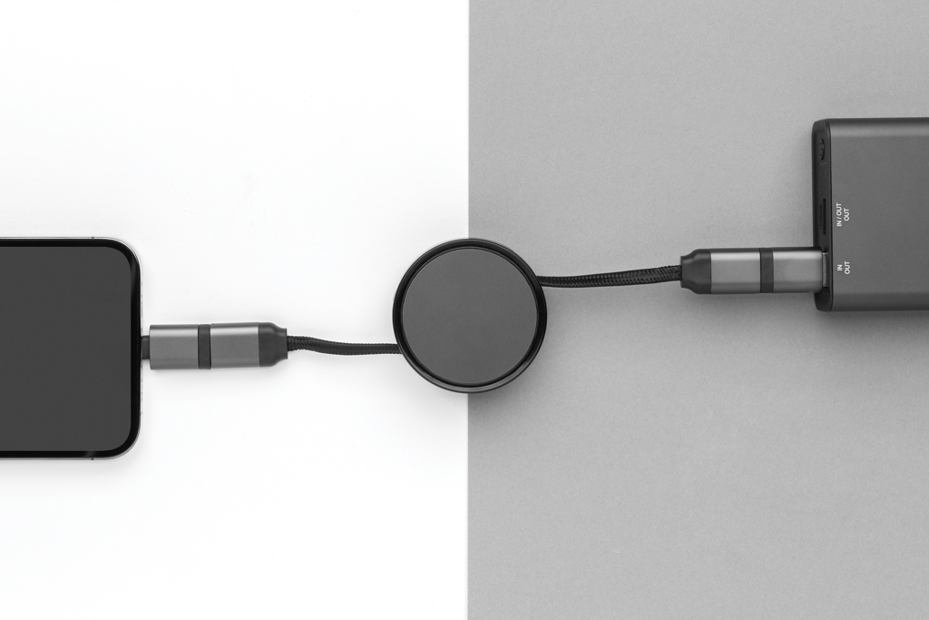 Terra aufrollbares 6-in-1 60W-Kabel aus RCS recyc. Aluminium