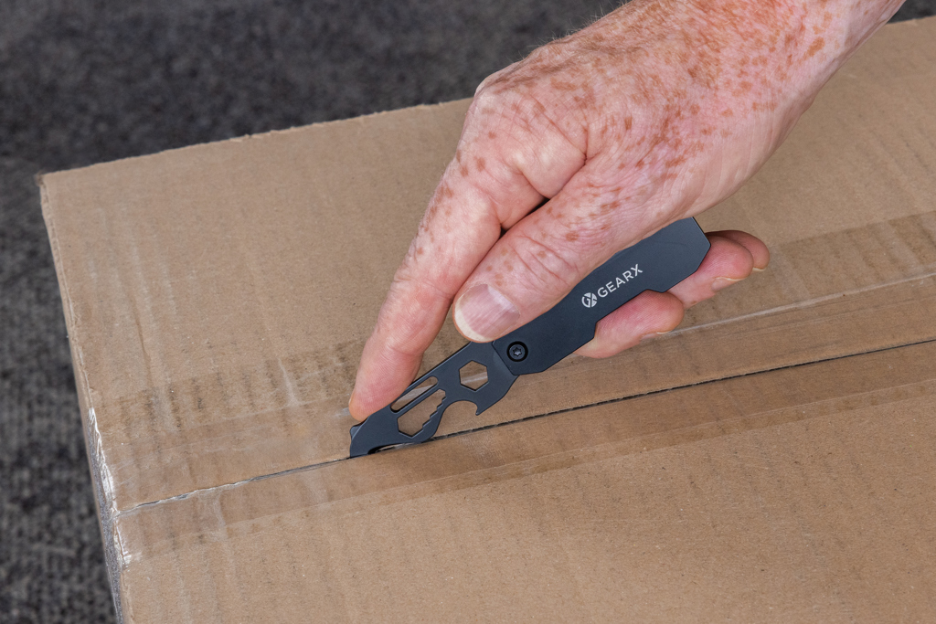 Gear X faltbares EDC-Werkzeug mit Kartonmesser & Karabiner