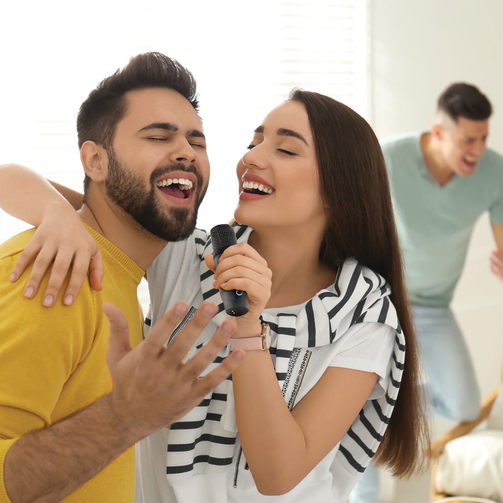 Singvibe Karaoke-Set mit Doppelmikrofon aus RCS rec. ABS