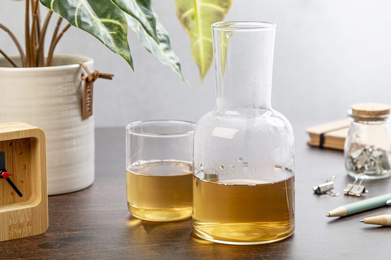 Getränkeset: Karaffe und Glas