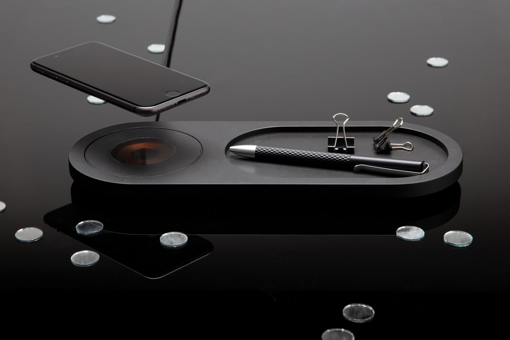 Encore 10W Wireless Charging Ablage