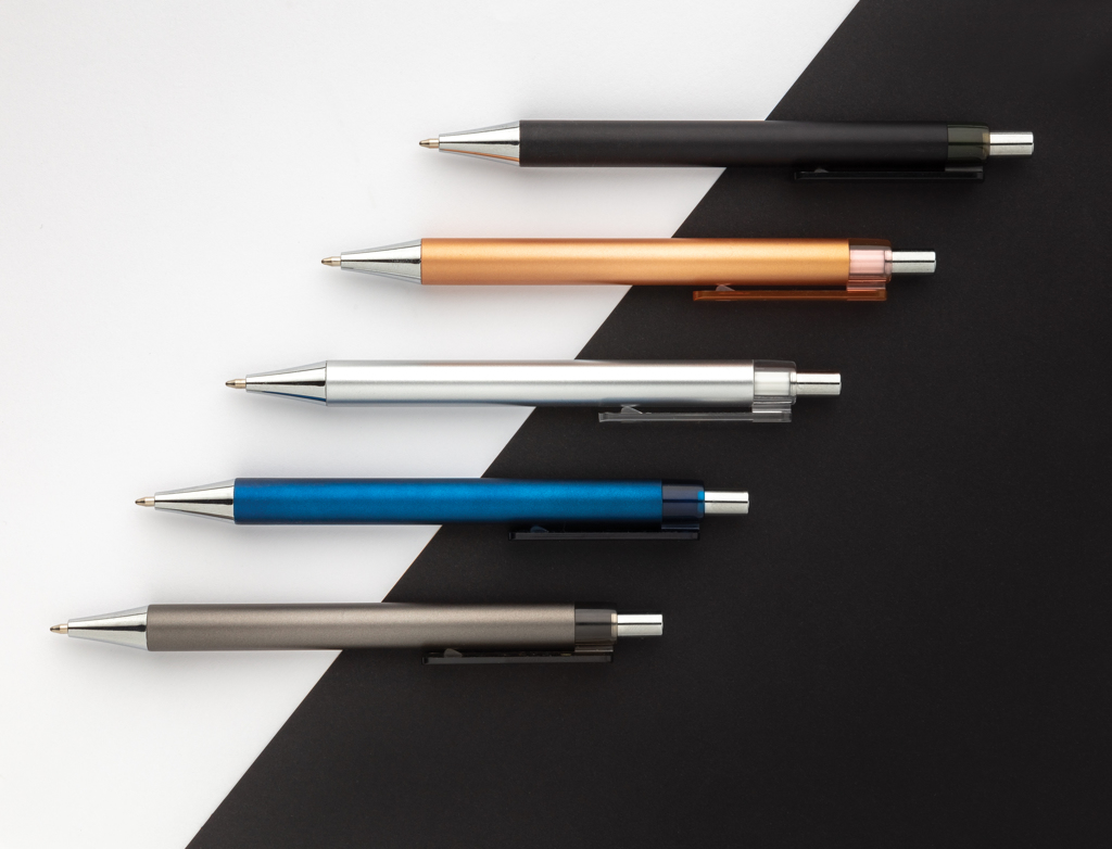 X8-Metallic-Stift