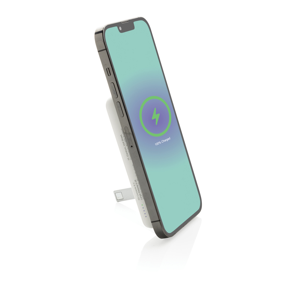 Zen 5000mAh 5W magnetische Bambus-Powerbank aus RCS rPlastik
