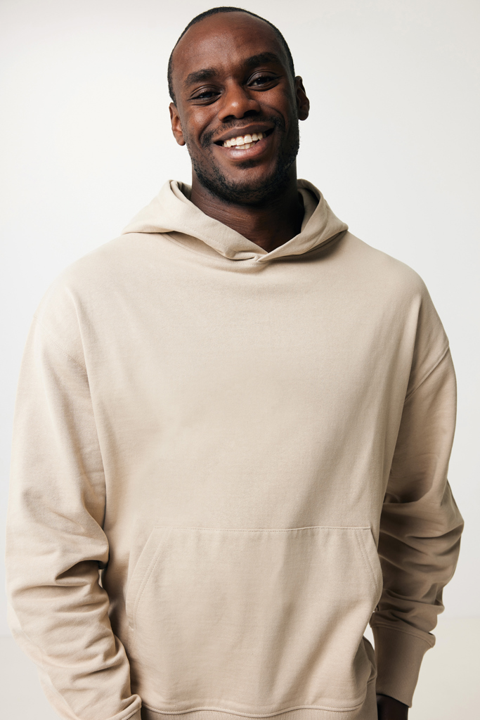 IQONIQ Yoho Relax-Hoodie aus recycelter Baumwolle