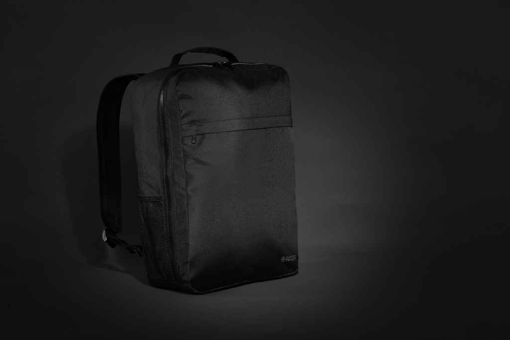 Swiss Peak Aware™ RPET Essential 15.6" Laptop-Rucksack