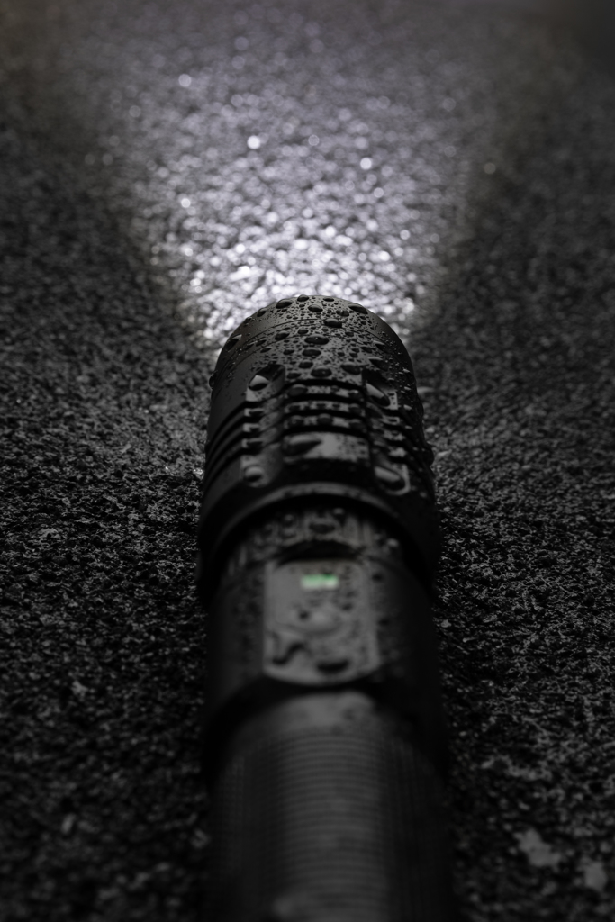 Gear X wiederaufladbare USB Taschenlampe