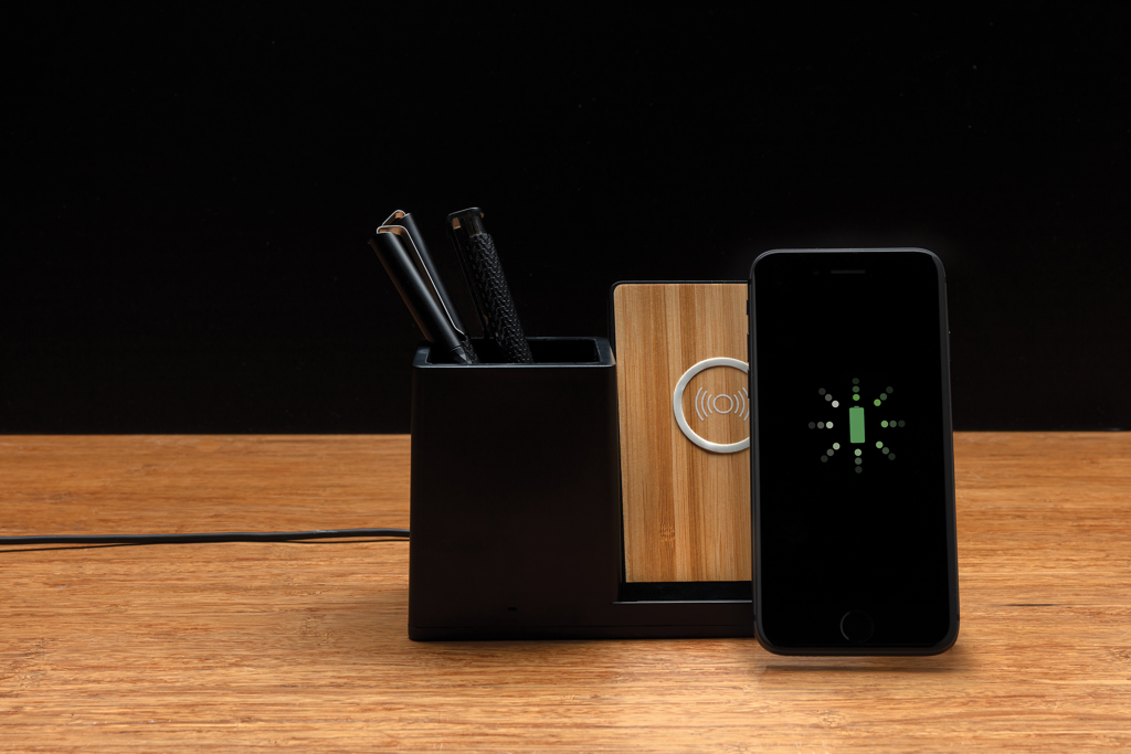 Ontario 10W Wireless Charger aus Bambus und RCS Kunststoff