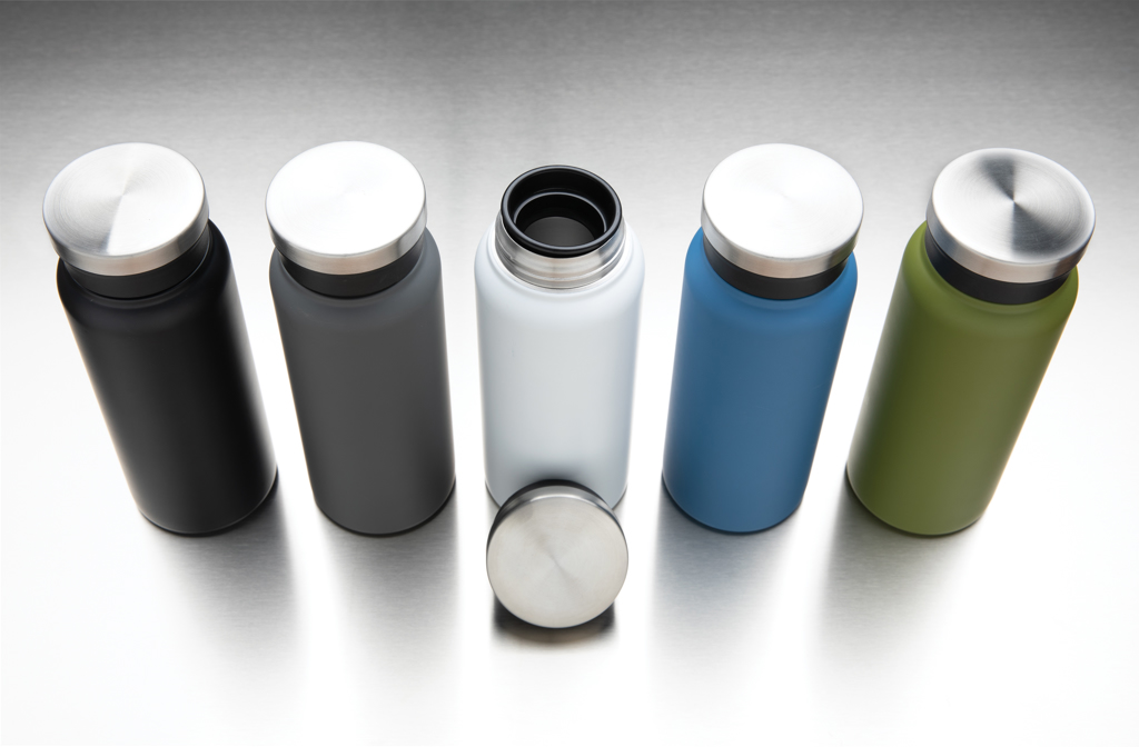RCS recycelte Stainless Steel Vakuumflasche 600ml
