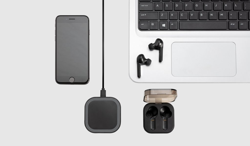 TrueWireless Ohrhörer in kabelloser Ladebox