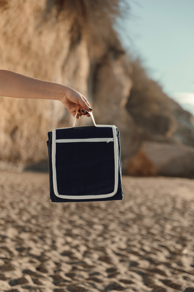 VINGA Volonne AWARE™ Picknickdecke aus recyceltem Canvas