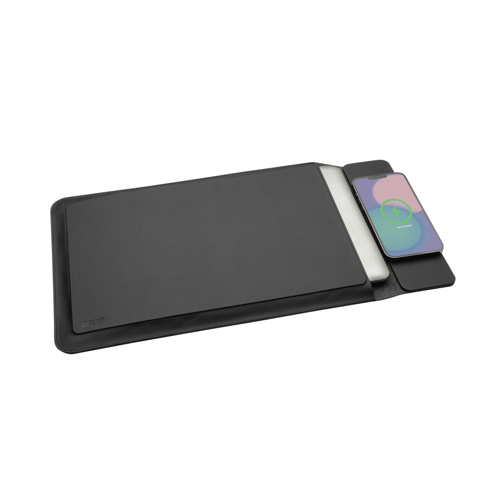 Swiss Peak magnet. 15,6" Laptop-Sleeve mit 15W Ladefunktion